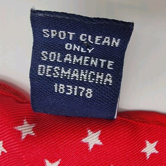 BEAUTIFUL Red‎ With White Stars 100%  Silk Classic Pocket Square 13 In Square - Picture 5 of 5